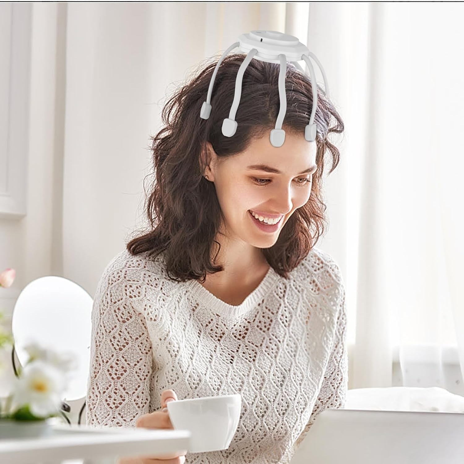 Hair Scalp Massager With 8 Vibrating Contacts | مدلك فروة الرأس مع 8 نقاط اهتزاز